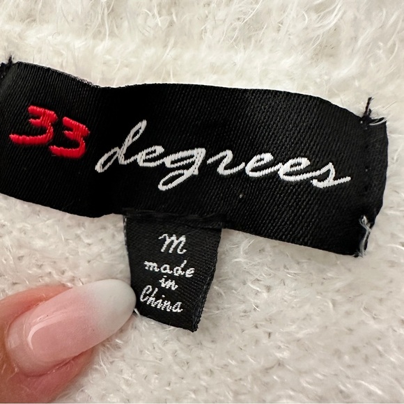 33 Degrees Cozy Coquette Snowflake Cardigan White Gold Glitter Button Medium - Picture 11 of 16